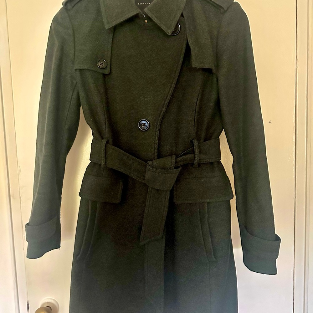 Banana Republic Olive Fabric Lapel